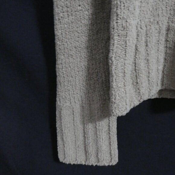 STUDIO LONDON - SL | large | Very Soft and Comfy Beige Turtleneck Sweater - Picture 6 of 15